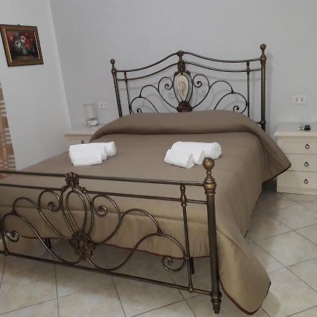 Apartment La Maison Мессіна Екстер'єр фото