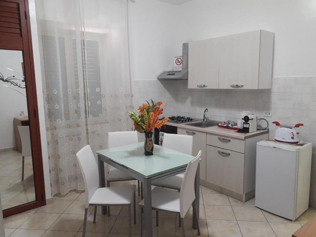 Apartment La Maison Мессіна Екстер'єр фото